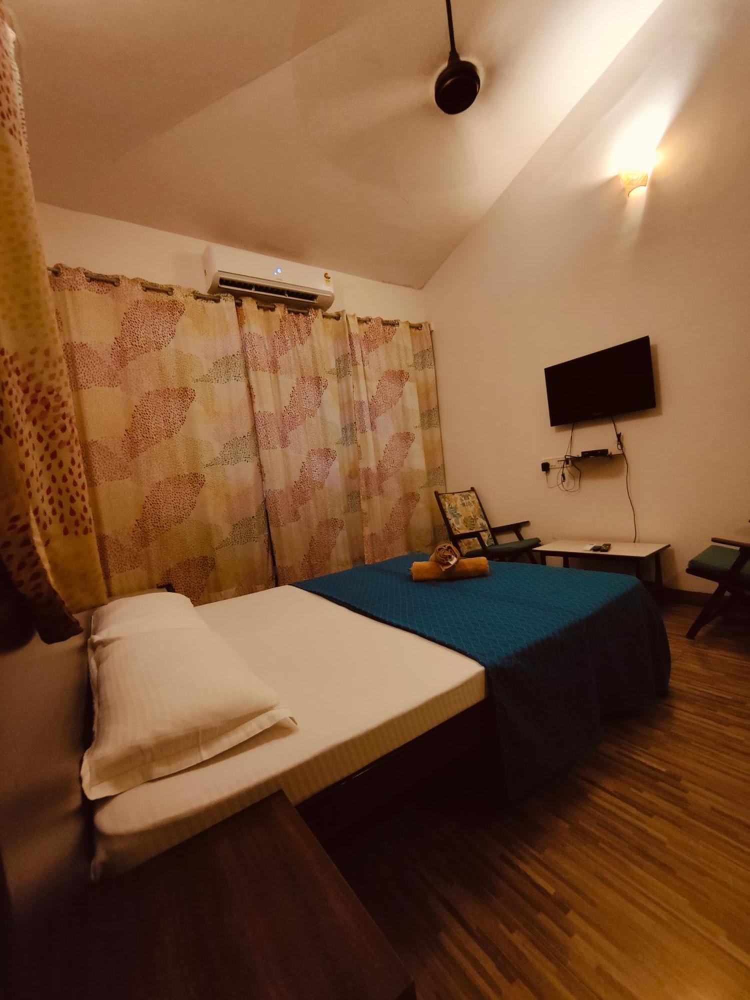 Hotel Bonanza Baga Eksteriør billede